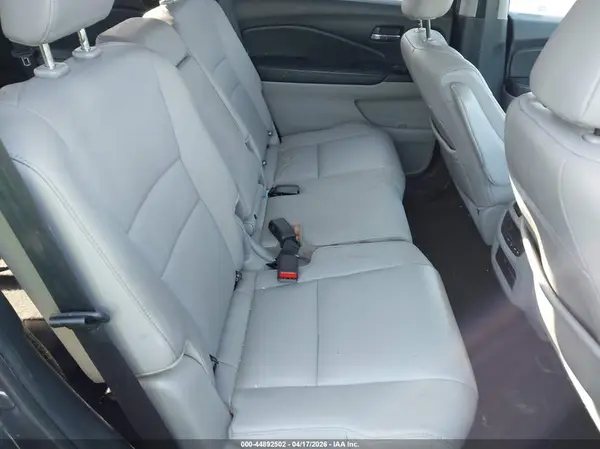 5FNYF5H55JB006667 2018 HONDA PILOT - Image 8