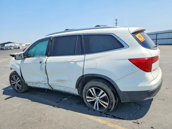 5FNYF5H55JB012422 2018 HONDA PILOT - Image 2