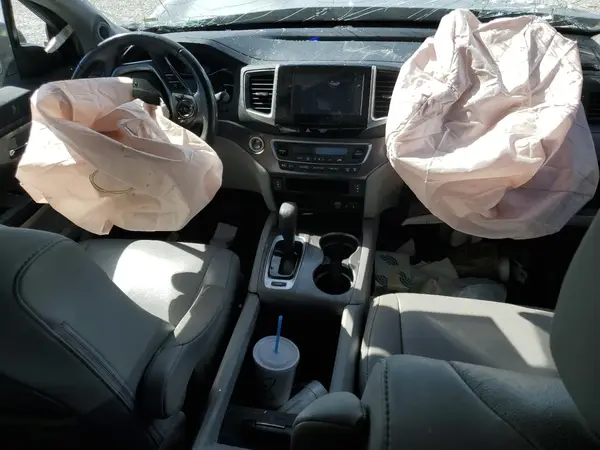 5FNYF5H55JB013649 2018 HONDA PILOT - Image 8