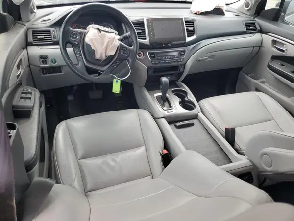 5FNYF5H55JB018821 2018 HONDA PILOT - Image 8