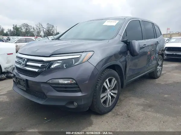 5FNYF5H55JB019984 2018 HONDA PILOT - Image 2