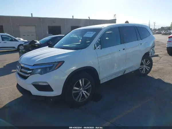 5FNYF5H55JB026286 2018 HONDA PILOT - Image 2