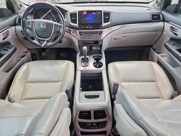 5FNYF5H55JB030466 2018 HONDA PILOT - Image 8