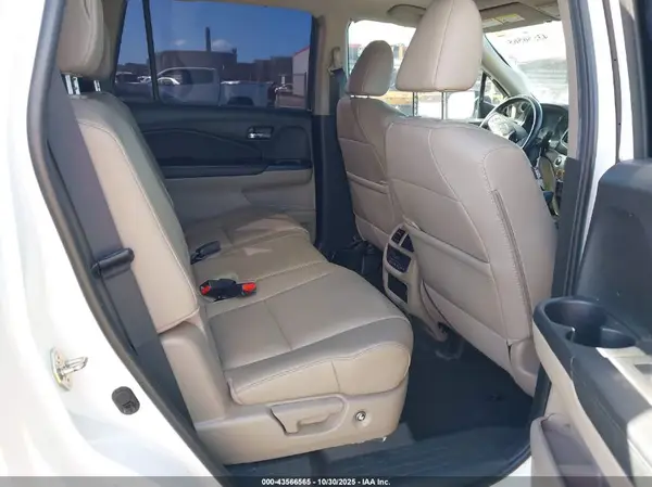 5FNYF5H55KB030064 2019 HONDA PILOT - Image 8