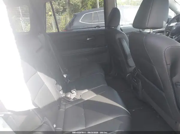 5FNYF5H55MB010190 2021 HONDA PILOT - Image 8