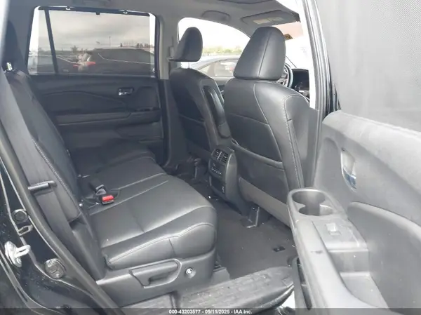5FNYF5H55MB011212 2021 HONDA PILOT - Image 8