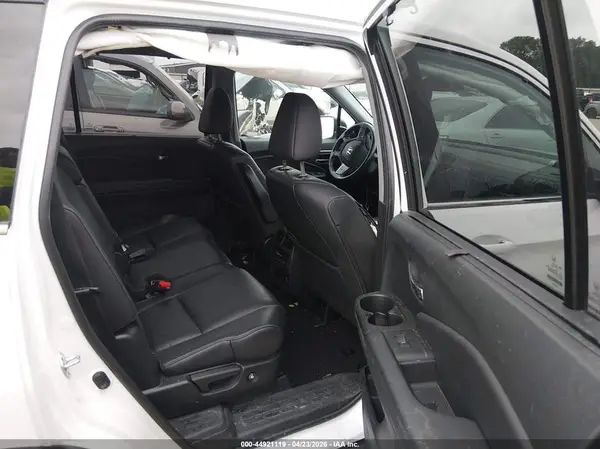 5FNYF5H55MB026874 2021 HONDA PILOT - Image 8