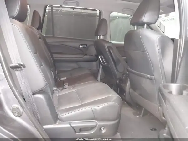 5FNYF5H55MB041584 2021 HONDA PILOT - Image 8