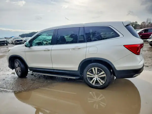5FNYF5H56HB002332 2017 HONDA PILOT - Image 2