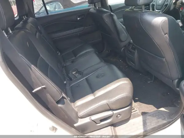 5FNYF5H56HB003982 2017 HONDA PILOT - Image 8