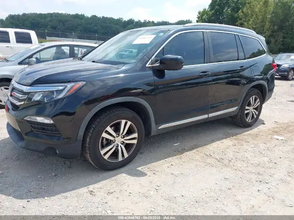 5FNYF5H56HB005005 2017 HONDA PILOT - Image 2