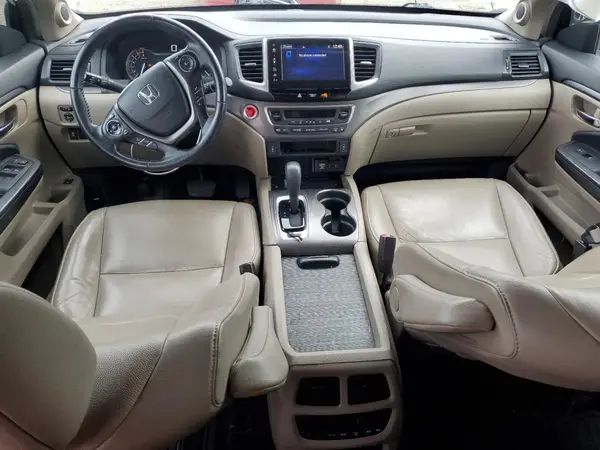 5FNYF5H56HB015758 2017 HONDA PILOT - Image 8
