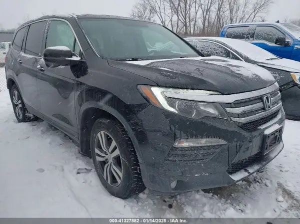 5FNYF5H56HB020569 2017 HONDA PILOT - Image 1