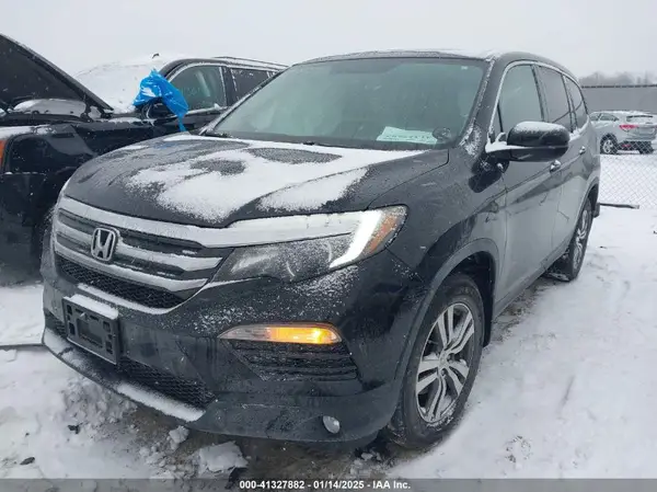 5FNYF5H56HB020569 2017 HONDA PILOT - Image 2