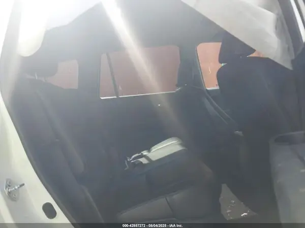 5FNYF5H56HB021981 2017 HONDA PILOT - Image 8