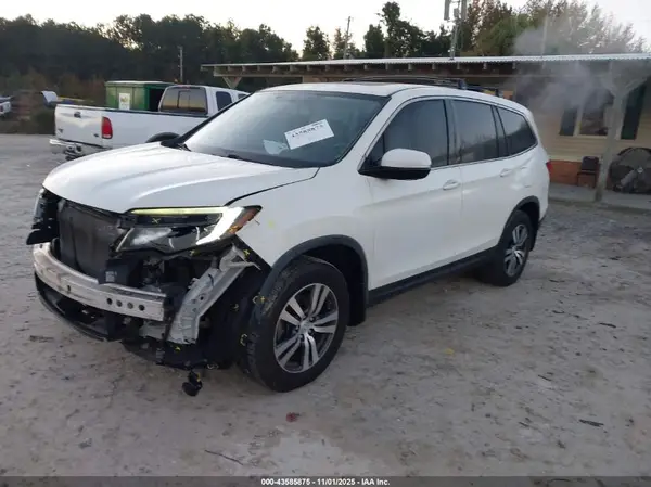 5FNYF5H56HB024167 2017 HONDA PILOT - Image 2