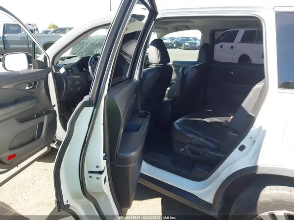 5FNYF5H56HB036223 2017 HONDA PILOT - Image 8