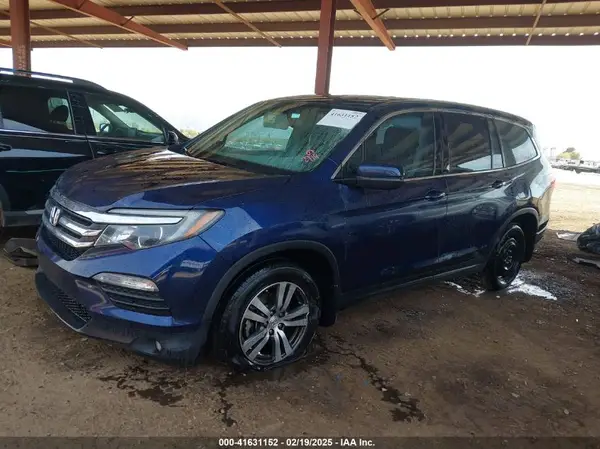 5FNYF5H56HB037629 2017 HONDA PILOT - Image 2