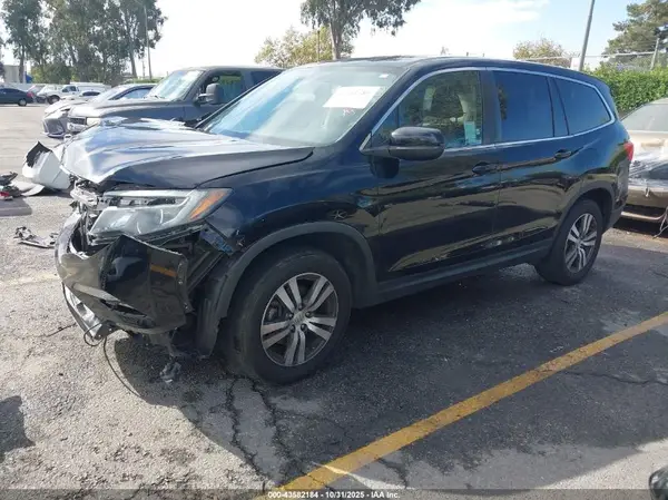 5FNYF5H56HB042913 2017 HONDA PILOT - Image 2