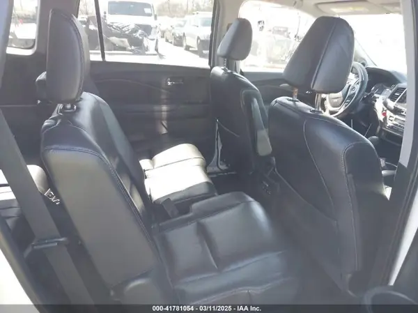 5FNYF5H56HB048081 2017 HONDA PILOT - Image 8