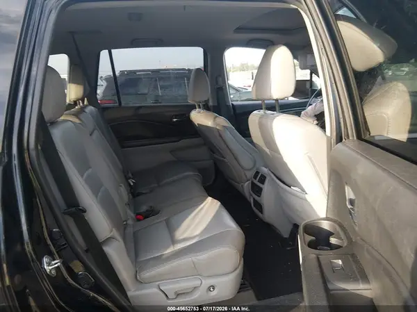 5FNYF5H56JB005141 2018 HONDA PILOT - Image 8