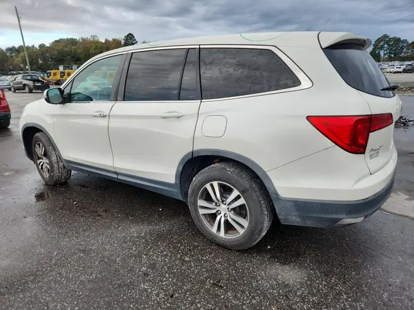 5FNYF5H56JB009335 2018 HONDA PILOT - Image 2