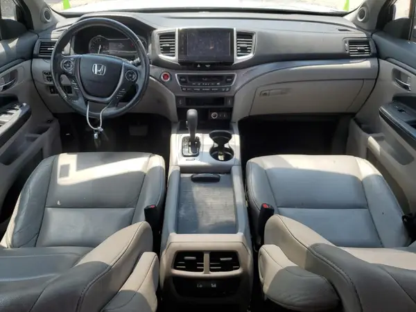 5FNYF5H56JB030962 2018 HONDA PILOT - Image 8