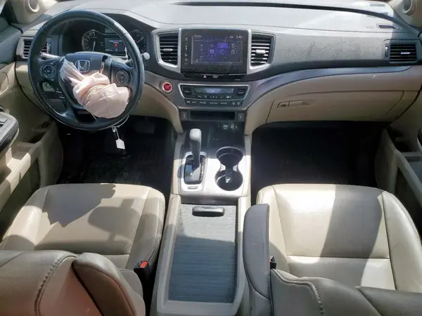5FNYF5H56JB031304 2018 HONDA PILOT - Image 8