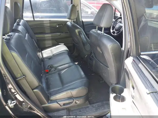 5FNYF5H56KB042918 2019 HONDA PILOT - Image 8