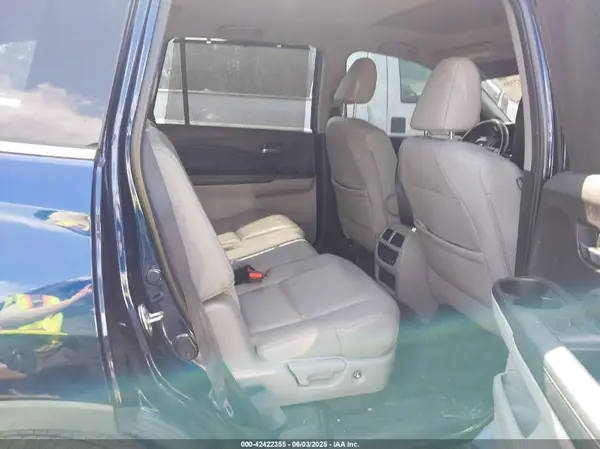 5FNYF5H56KB043938 2019 HONDA PILOT - Image 8