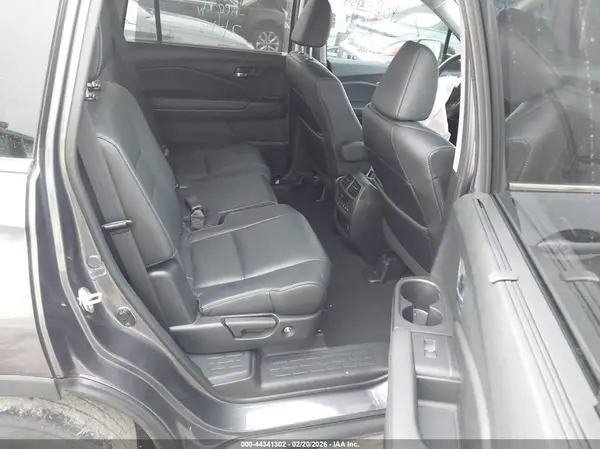 5FNYF5H56MB046146 2021 HONDA PILOT - Image 8