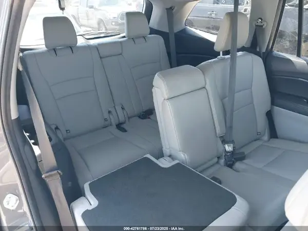 5FNYF5H57GB003696 2016 HONDA PILOT - Image 8