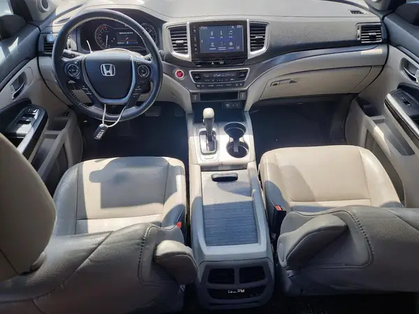 5FNYF5H57HB003246 2017 HONDA PILOT - Image 8