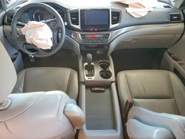 5FNYF5H57HB006034 2017 HONDA PILOT - Image 8