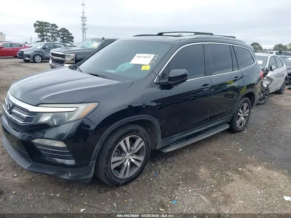 5FNYF5H57HB008026 2017 HONDA PILOT - Image 2
