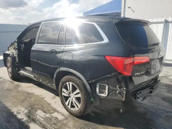 5FNYF5H57HB012044 2017 HONDA PILOT - Image 2