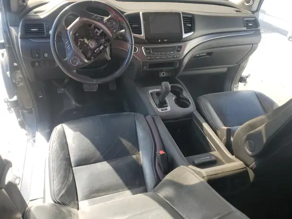 5FNYF5H57HB012044 2017 HONDA PILOT - Image 8