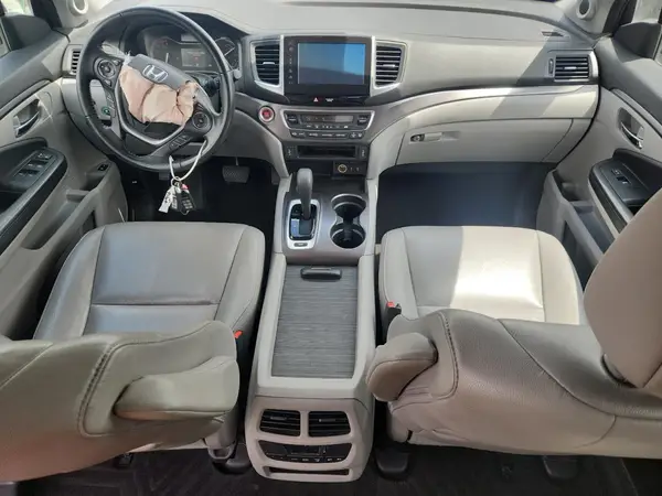 5FNYF5H57HB019804 2017 HONDA PILOT - Image 8
