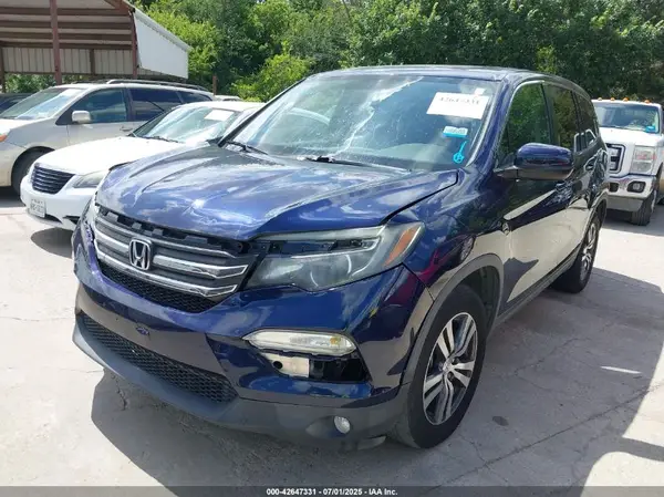 5FNYF5H57HB025053 2017 HONDA PILOT - Image 2