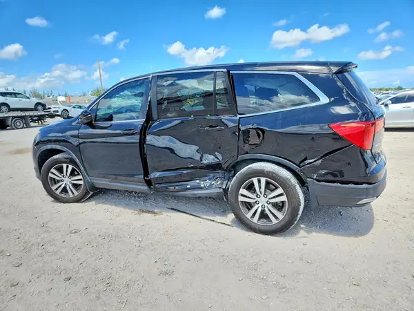 5FNYF5H57HB026283 2017 HONDA PILOT - Image 2