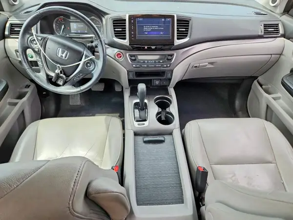 5FNYF5H57HB028034 2017 HONDA PILOT - Image 8