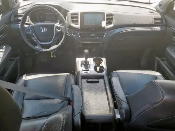 5FNYF5H57HB030592 2017 HONDA PILOT - Image 8