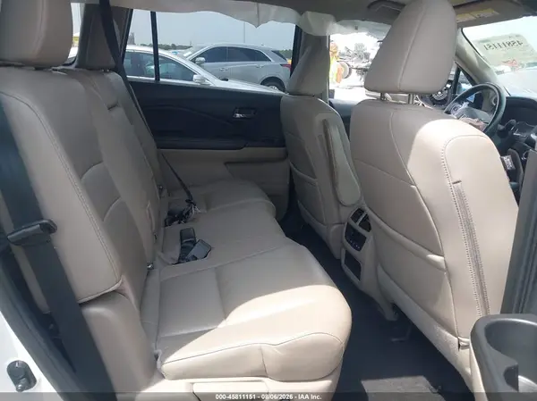 5FNYF5H57HB035422 2017 HONDA PILOT - Image 8