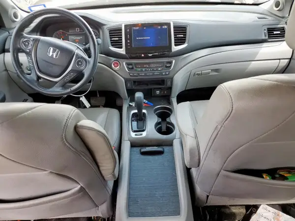 5FNYF5H57HB036473 2017 HONDA PILOT - Image 8