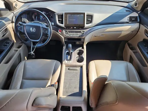 5FNYF5H57HB039857 2017 HONDA PILOT - Image 8