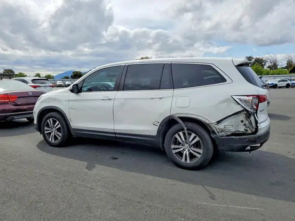 5FNYF5H57HB043617 2017 HONDA PILOT - Image 2