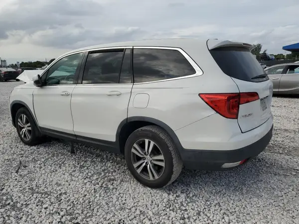 5FNYF5H57JB005925 2018 HONDA PILOT - Image 2