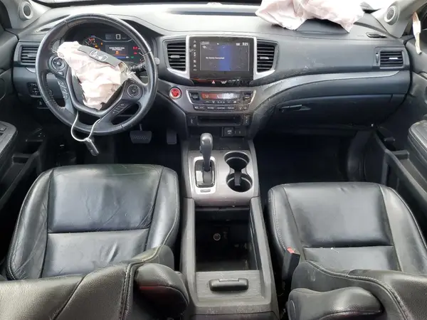 5FNYF5H57JB005925 2018 HONDA PILOT - Image 8