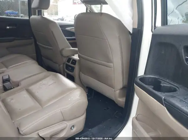 5FNYF5H57JB008436 2018 HONDA PILOT - Image 8