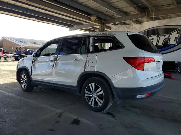 5FNYF5H57JB009814 2018 HONDA PILOT - Image 2